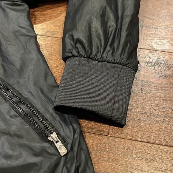 Nike Bomber Jacket - Picture 3 of 6